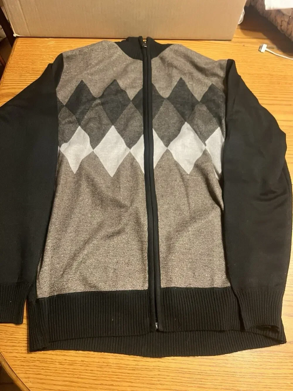 Store 68 Argyle Cardigan Sweater Men’s Large Black Zip Up